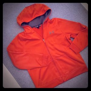 Under Armour sweatshirt